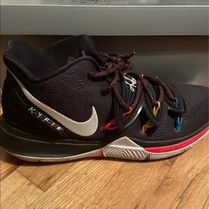 Nike Kyrie 5 “Friends” Size 15